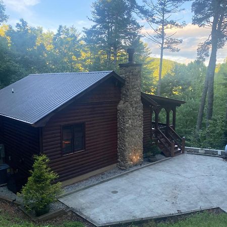 The Cozy Lazy Laurel With Year-Round Mountain Views, Hot Tub, Fire Pit Villa Cherry Log Exterior photo