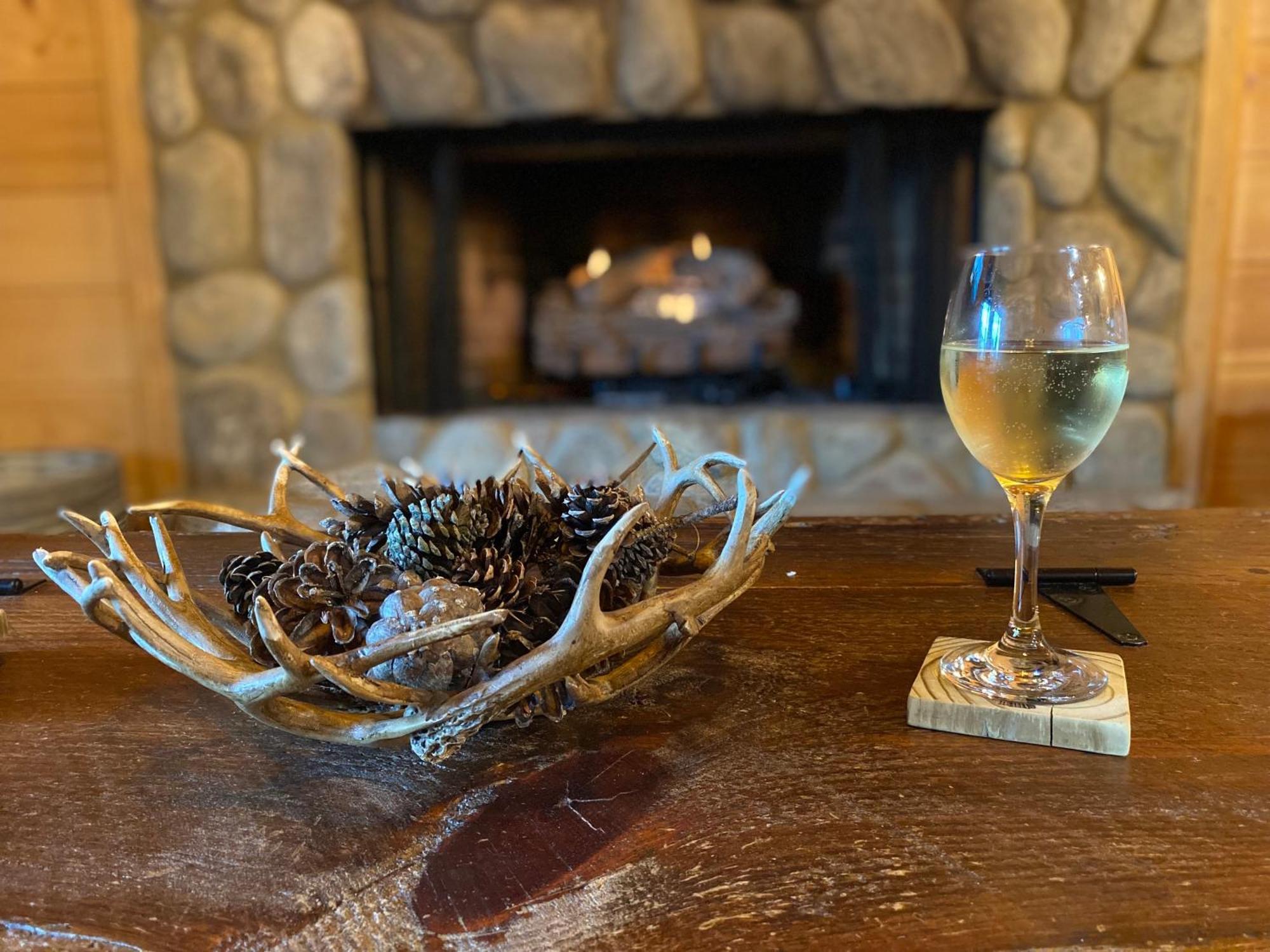 The Cozy Lazy Laurel With Year-Round Mountain Views, Hot Tub, Fire Pit Villa Cherry Log Exterior photo